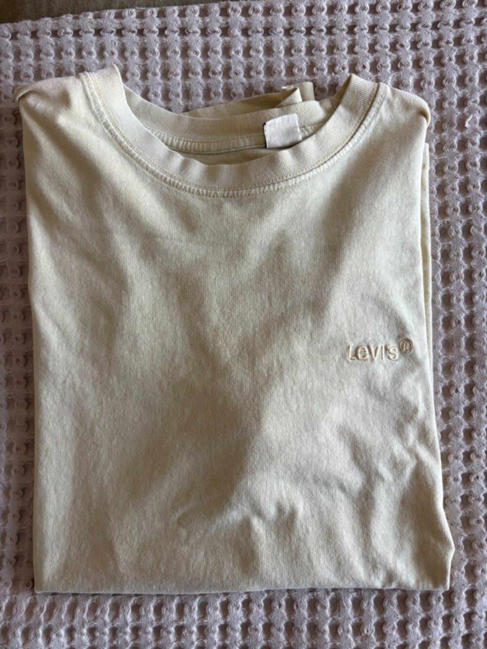 Levis Men's Light Yellow Casual T-Shirt - MEDIUM